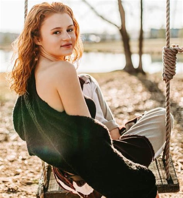 Maggie Jones Net Worth, Age, Height, Bio, Birthday, Wiki!