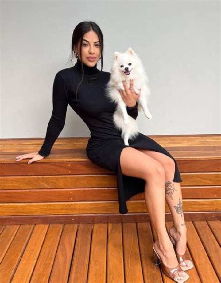 Maria Julia Mazalli - Net Worth, Age, Height, Birthday, Bio, Wiki!