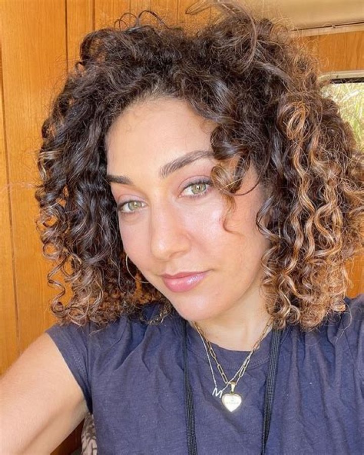 Marielle Scott - Net Worth, Age, Height, Birthday, Bio, Wiki!