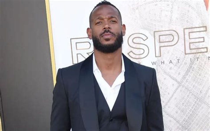 Marlon Wayans Net Worth, Age, Height, Bio, Birthday, Wiki!