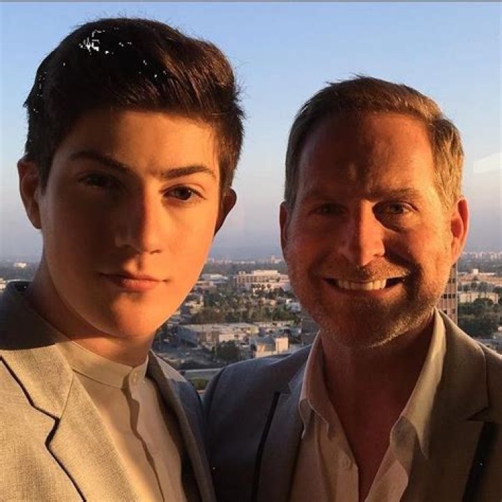 Mason Cook - Net Worth, Age, Height, Birthday, Bio, Wiki!