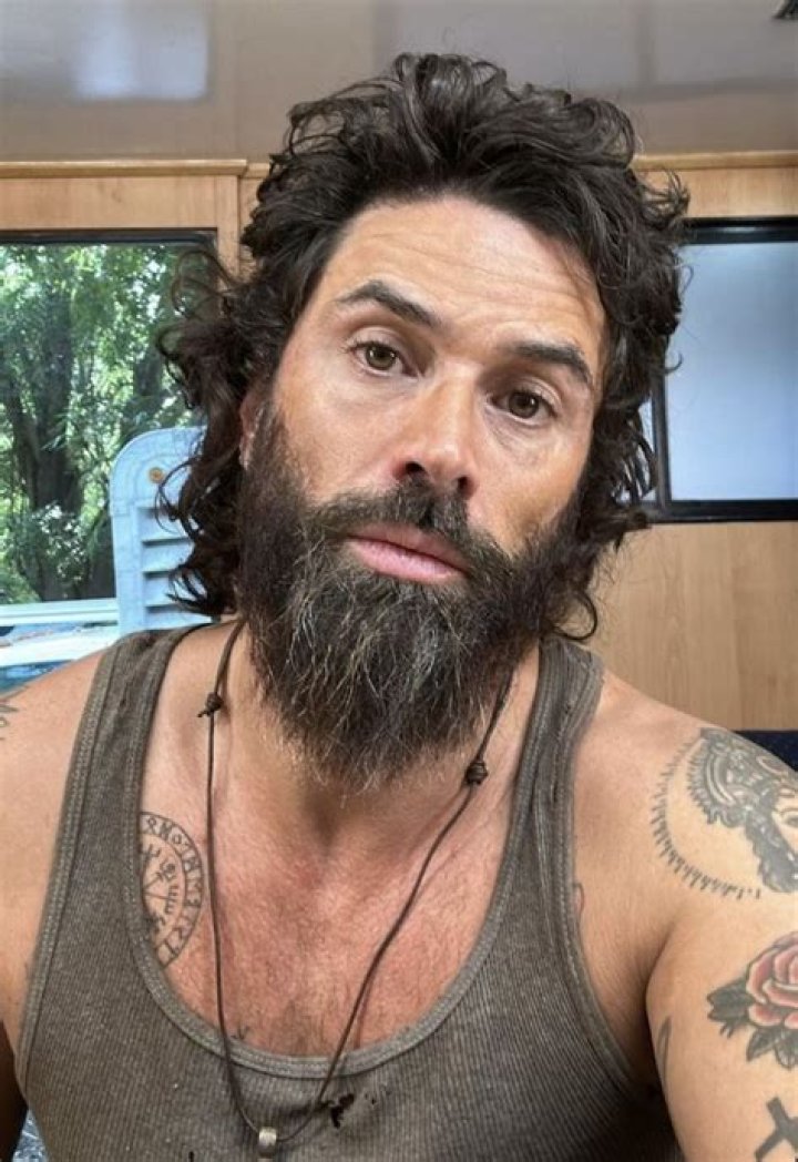 Matías Novoa - Net Worth, Age, Height, Birthday, Bio, Wiki!
