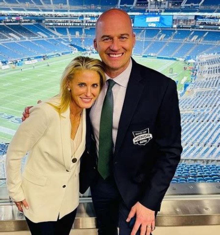 Matt Hasselbeck Net Worth 2024, Age, Height, Bio, Birthday, Wiki!