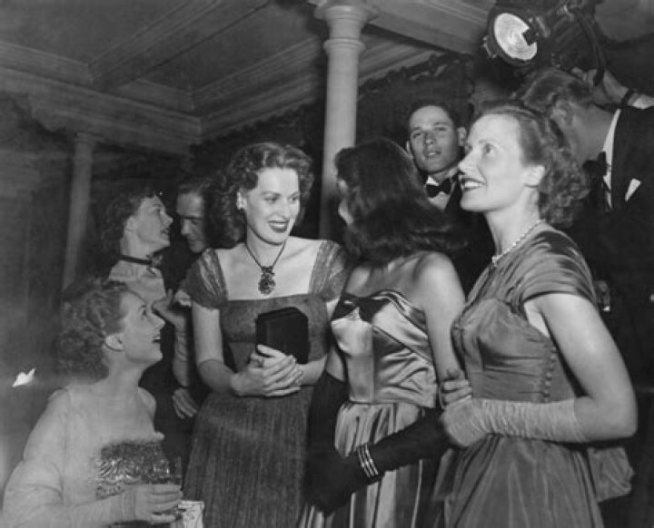 Maureen O'Hara Net Worth, Age, Height, Bio, Birthday, Wiki!