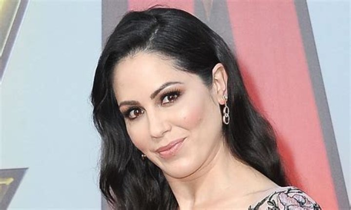Michelle Borth Net Worth, Age, Height, Bio, Birthday, Wiki!