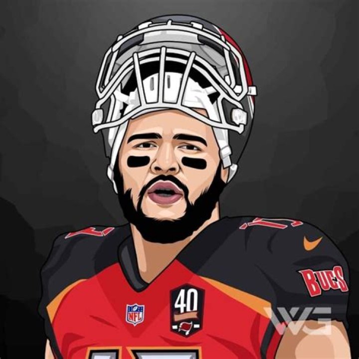 Mike Evans Net Worth, Age, Height, Bio, Birthday, Wiki!