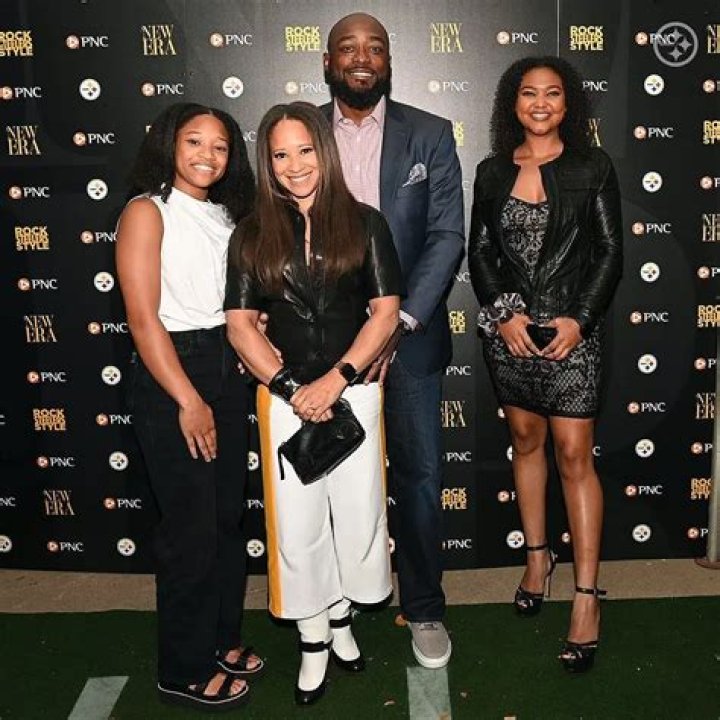 Mike Tomlin Net Worth, Age, Height, Bio, Birthday, Wiki!