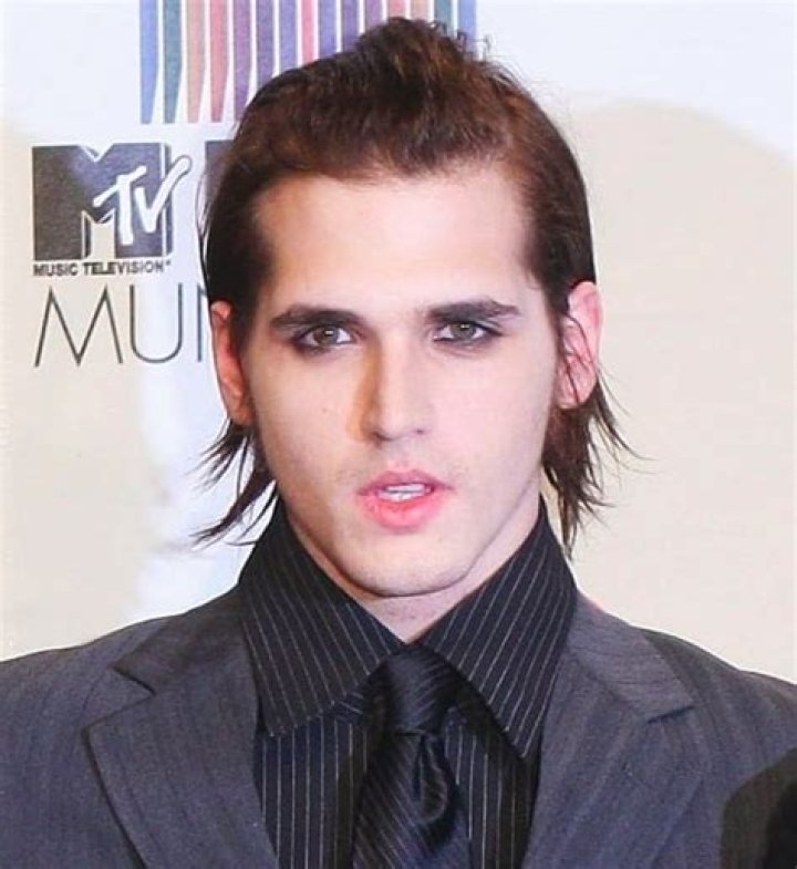 Mikey Way Net Worth, Age, Height, Bio, Birthday, Wiki!