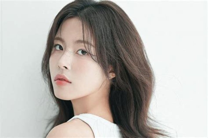 Min Do-hee - Net Worth, Age, Height, Birthday, Bio, Wiki!