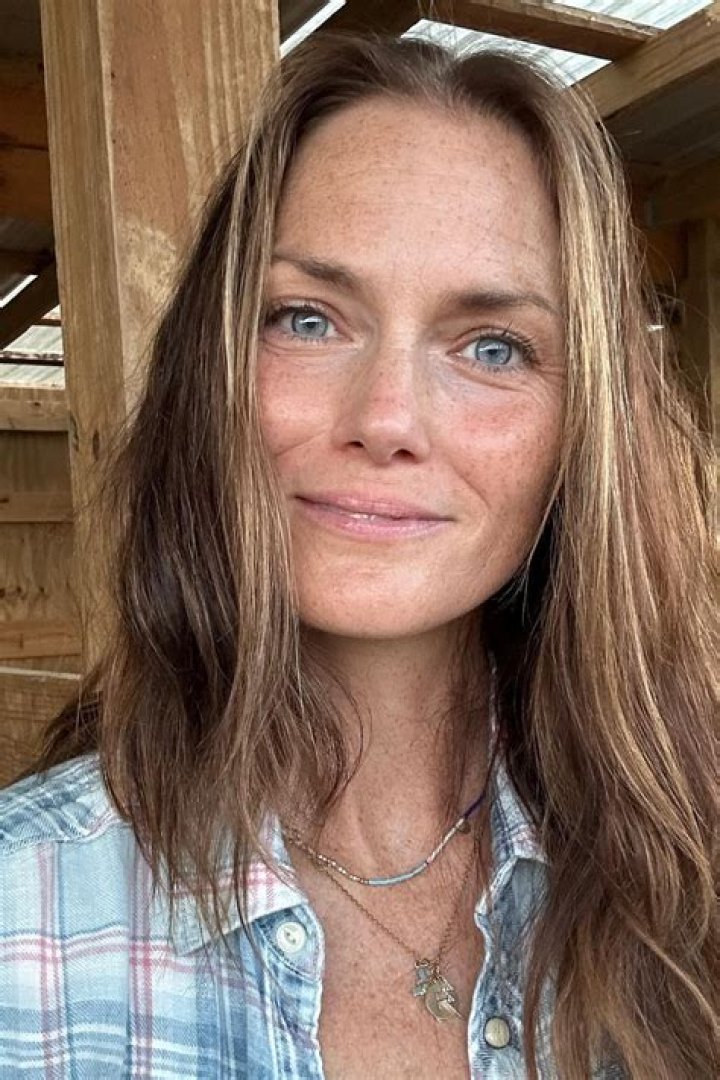 Mini Anden Net Worth, Age, Height, Bio, Birthday, Wiki!
