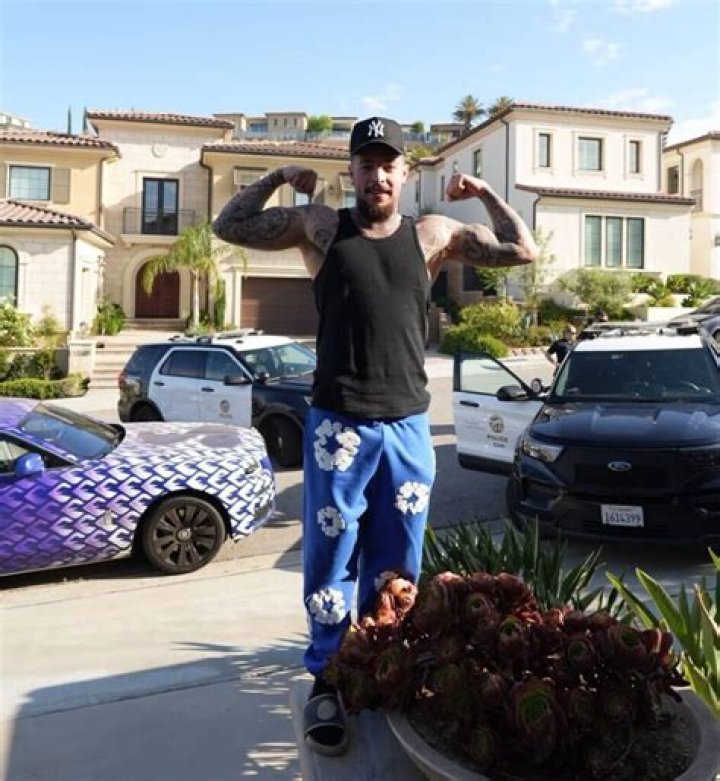 Mini Mamba Net Worth, Age, Height, Bio, Birthday, Wiki!