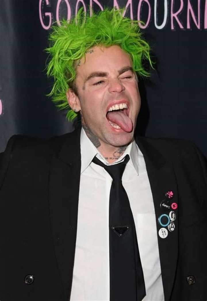 Mod Sun Net Worth, Age, Height, Bio, Birthday, Wiki!