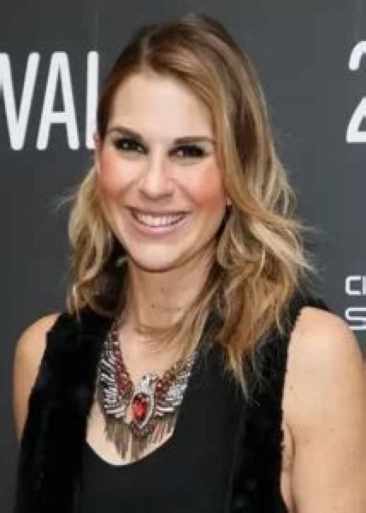 Molly Smith - Net Worth, Age, Height, Birthday, Bio, Wiki!