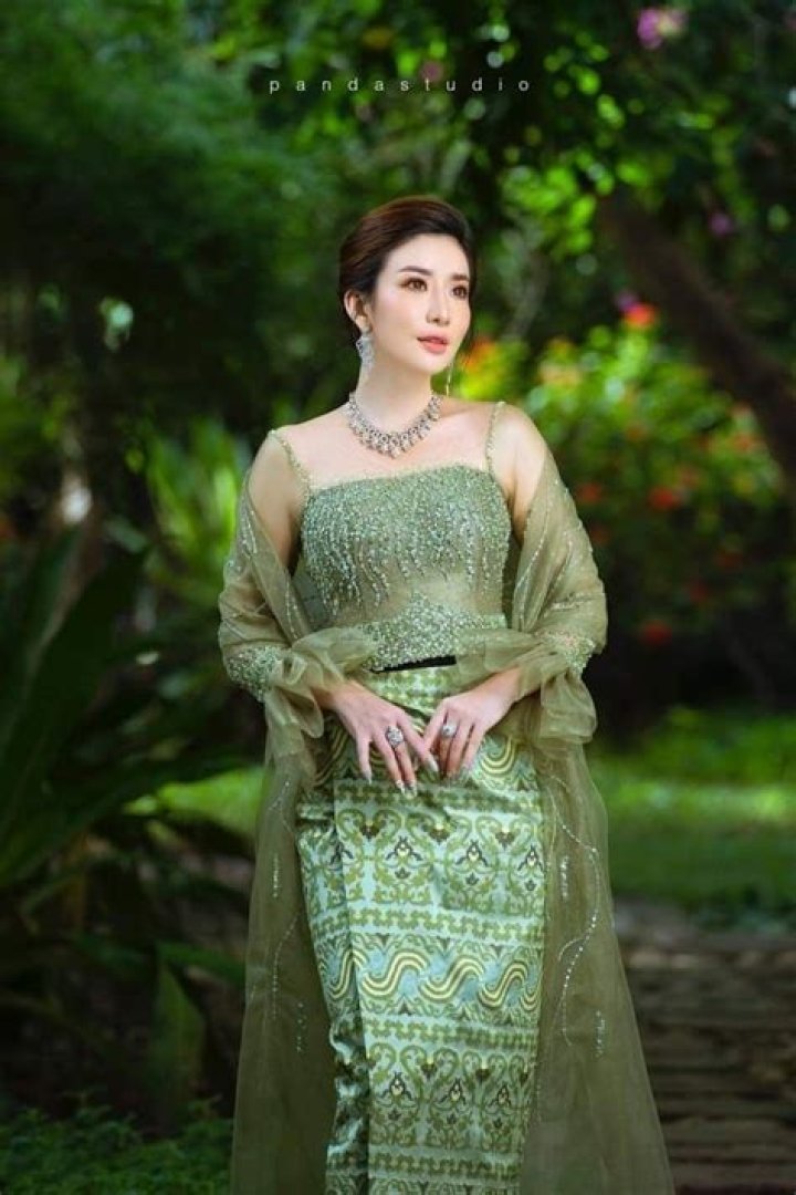 Nan Su Yati Soe - Net Worth, Age, Height, Birthday, Bio, Wiki!