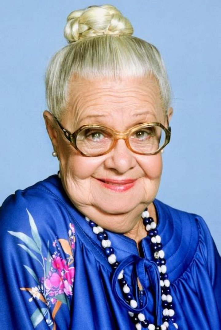Nedra Volz Net Worth 2024, Age, Height, Bio, Birthday, Wiki!