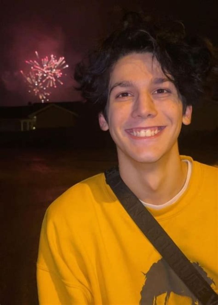 Nichlmao Net Worth, Age, Height, Bio, Birthday, Wiki!