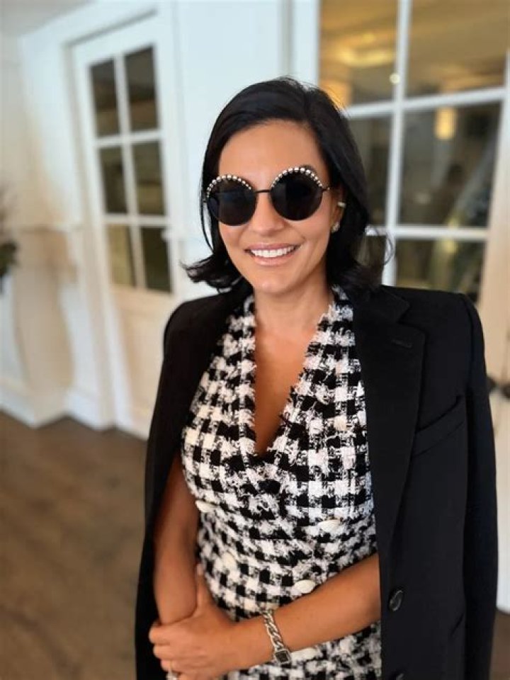 Nicole O'Neil - Net Worth, Age, Height, Birthday, Bio, Wiki!