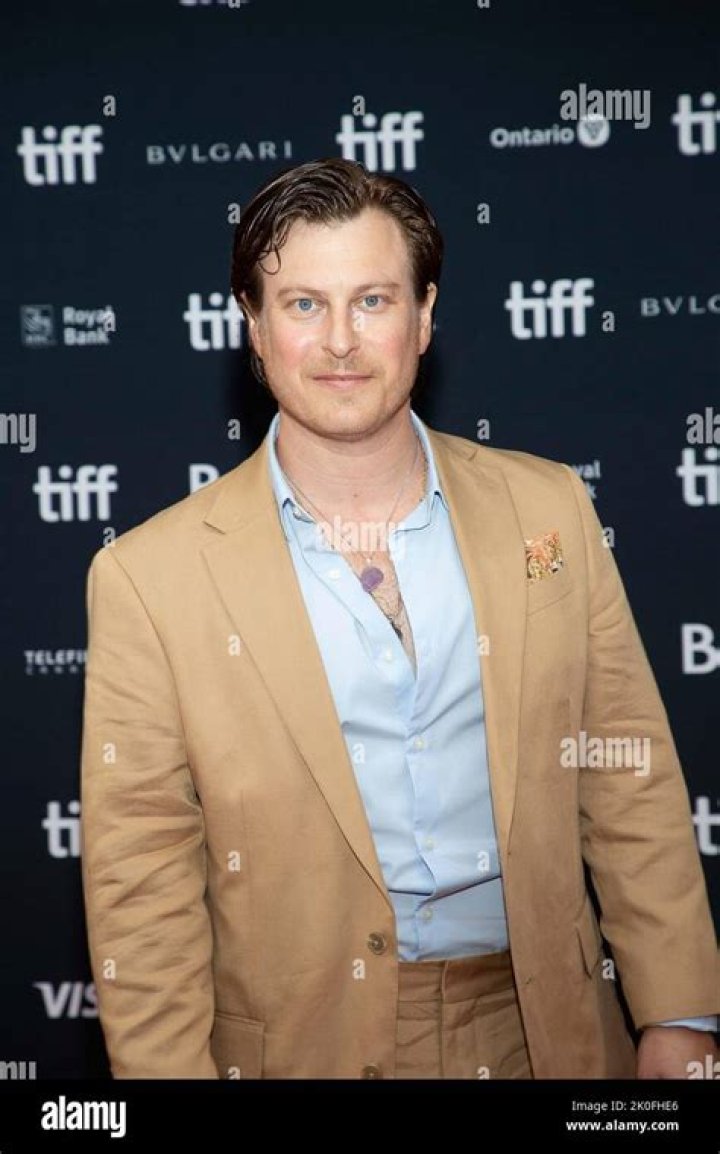 Noah Segan - Net Worth, Age, Height, Birthday, Bio, Wiki!
