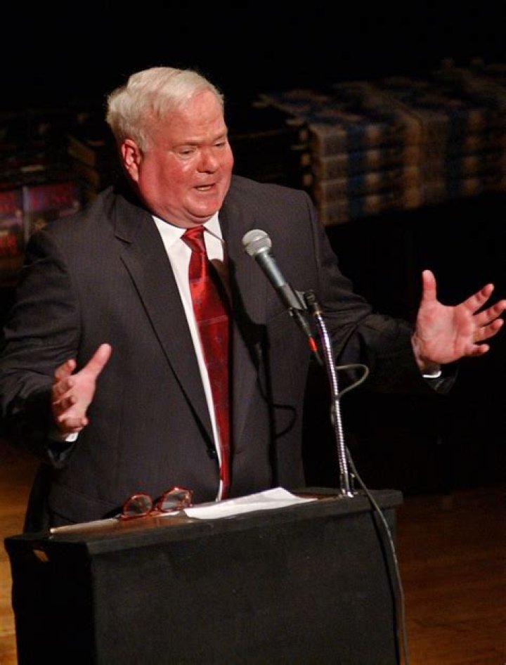 Pat Conroy Net Worth, Age, Height, Bio, Birthday, Wiki!