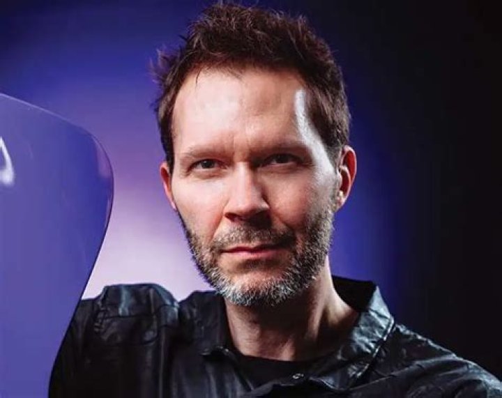Paul Gilbert Net Worth, Age, Height, Bio, Birthday, Wiki!