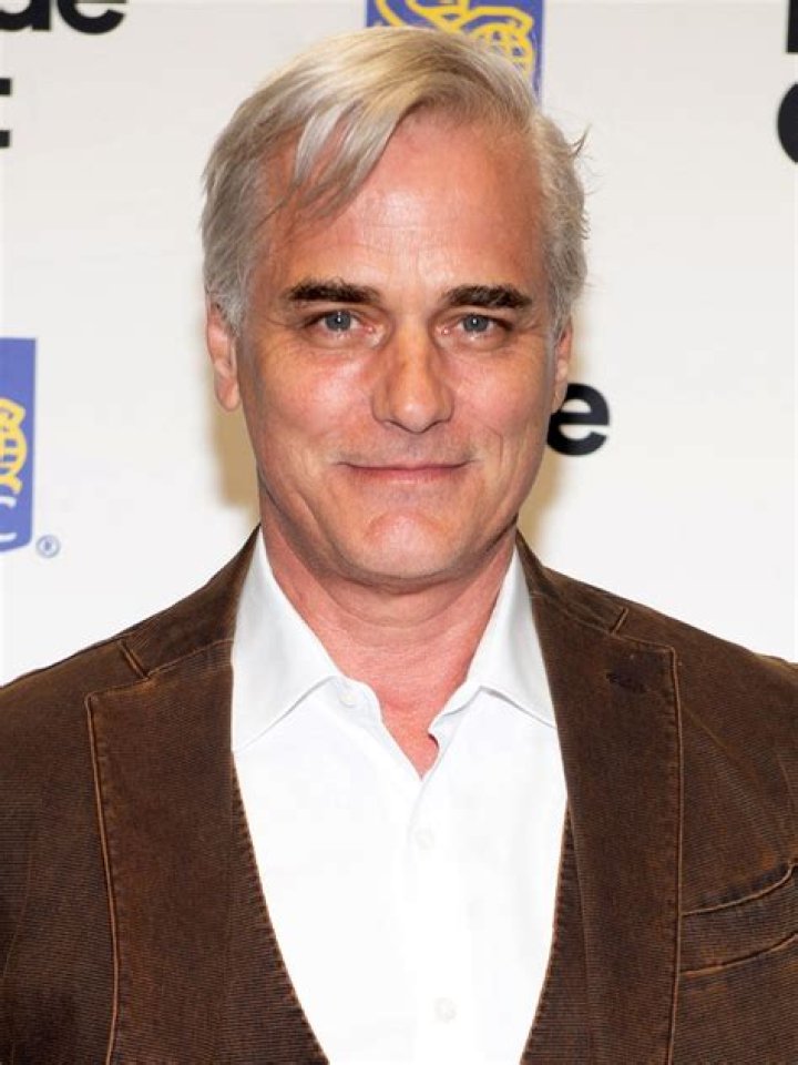 Paul Gross - Net Worth, Age, Height, Birthday, Bio, Wiki!