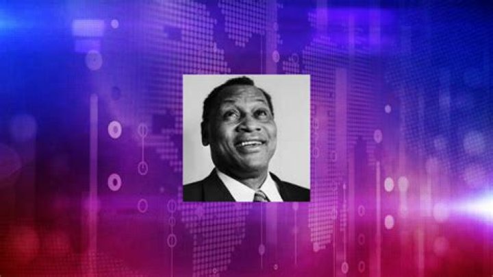 Paul Robeson - Net Worth, Age, Height, Birthday, Bio, Wiki!