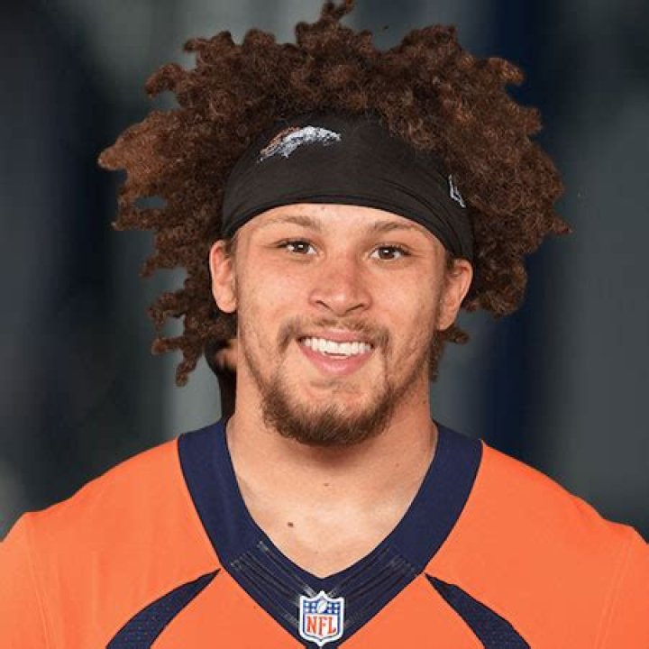 Phillip Lindsay - Net Worth, Age, Height, Birthday, Bio, Wiki!