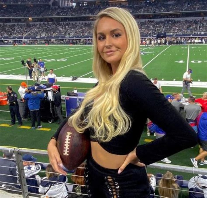 Rachel Bush Net Worth, Age, Height, Bio, Birthday, Wiki!