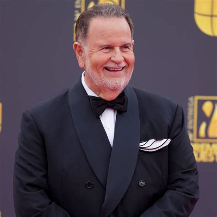 Raul De Molina Net Worth 2024, Age, Height, Bio, Birthday, Wiki!