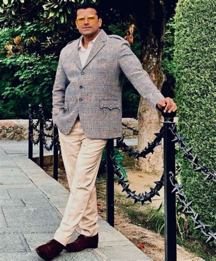 Rishi Kaushik - Net Worth, Age, Height, Birthday, Bio, Wiki!