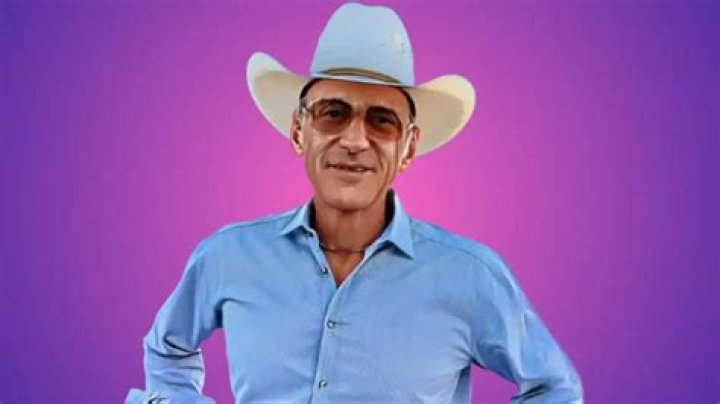 Robert Steiner Net Worth, Age, Height, Bio, Birthday, Wiki!
