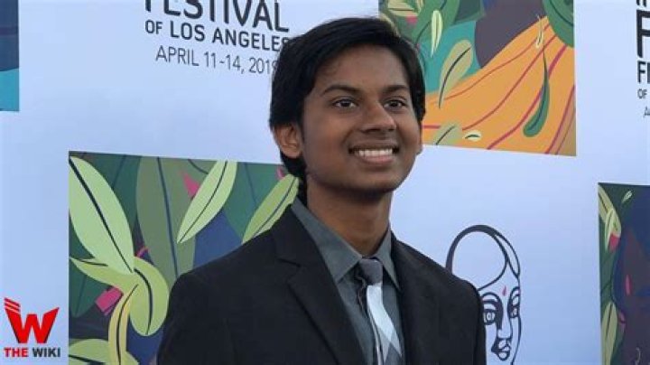 Roni Akurati - Net Worth, Age, Height, Birthday, Bio, Wiki!