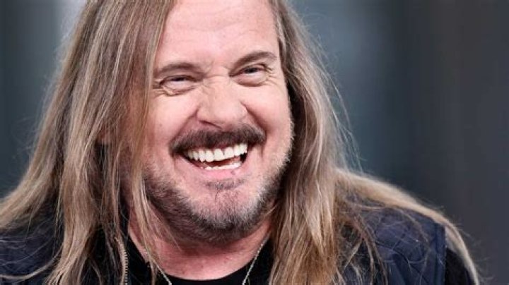 Ronnie Van Zant Net Worth, Age, Height, Bio, Birthday, Wiki!