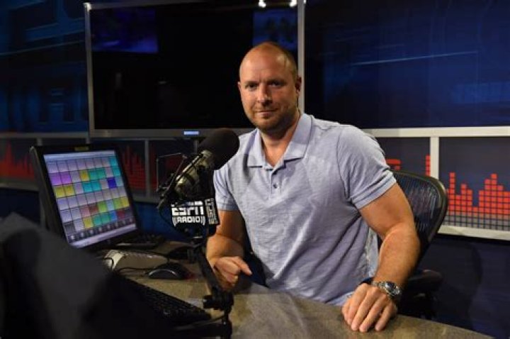 Ryen Russillo - Net Worth, Age, Height, Birthday, Bio, Wiki!