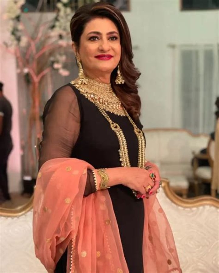 Saba Hameed Net Worth, Age, Height, Bio, Birthday, Wiki!