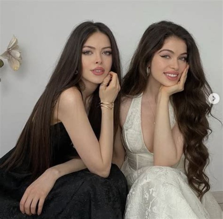 Sahinur TheGSTwins - Net Worth, Age, Height, Birthday, Bio, Wiki!