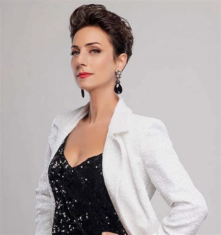 Sanem Celik - Net Worth, Age, Height, Birthday, Bio, Wiki!