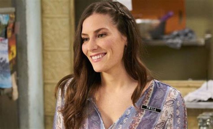 Sarah Levy Net Worth 2024, Age, Height, Bio, Birthday, Wiki!