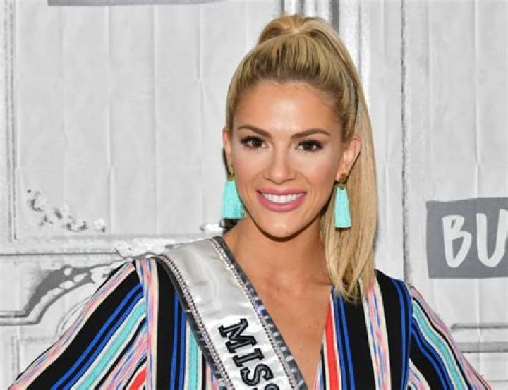 Sarah Rose Summers - Net Worth, Age, Height, Birthday, Bio, Wiki!