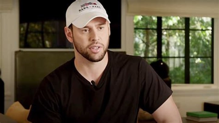 Scooter Braun Net Worth, Age, Height, Bio, Birthday, Wiki!