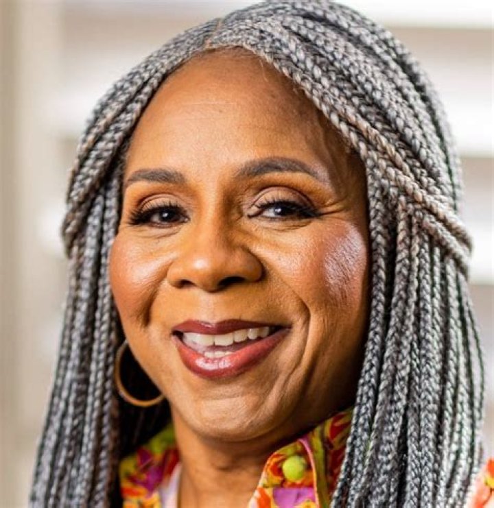 Serita Jakes Net Worth, Age, Height, Bio, Birthday, Wiki!