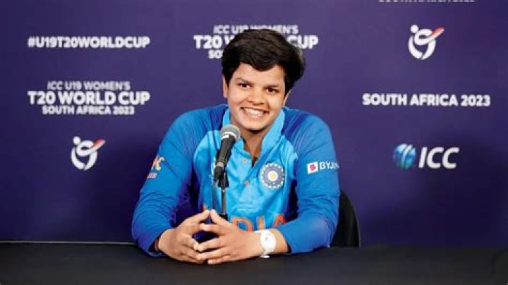 Shafali Verma - Net Worth, Age, Height, Birthday, Bio, Wiki!