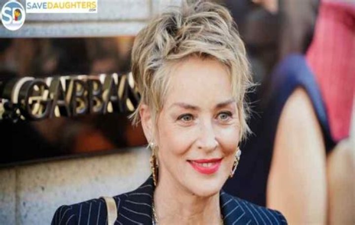 Sharon Brown - Net Worth, Age, Height, Birthday, Bio, Wiki!