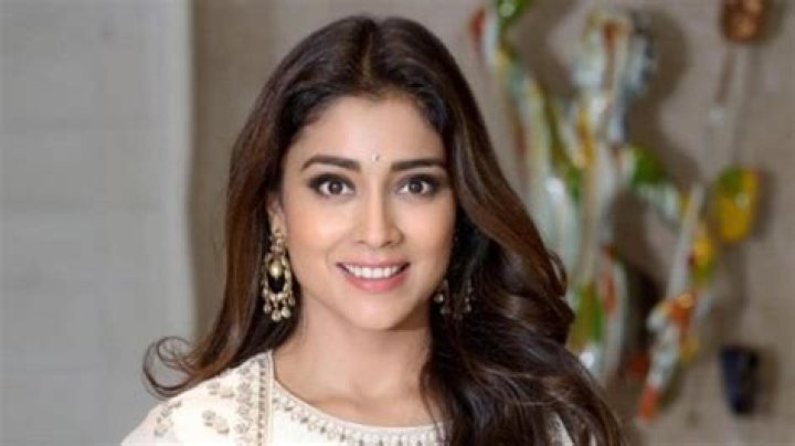 Shriya Saran Net Worth, Age, Height, Bio, Birthday, Wiki!