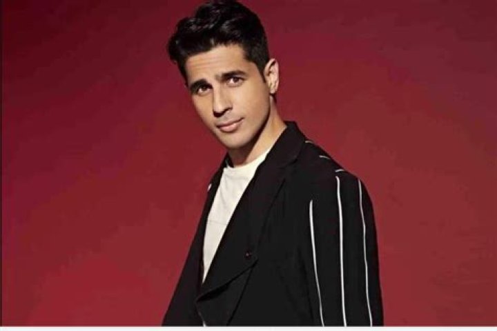 Sidharth Malhotra Net Worth 2024, Age, Height, Bio, Birthday, Wiki!