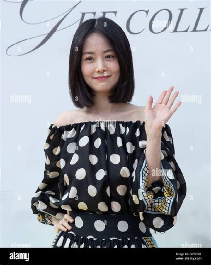 Son Yeo-eun - Net Worth, Age, Height, Birthday, Bio, Wiki!