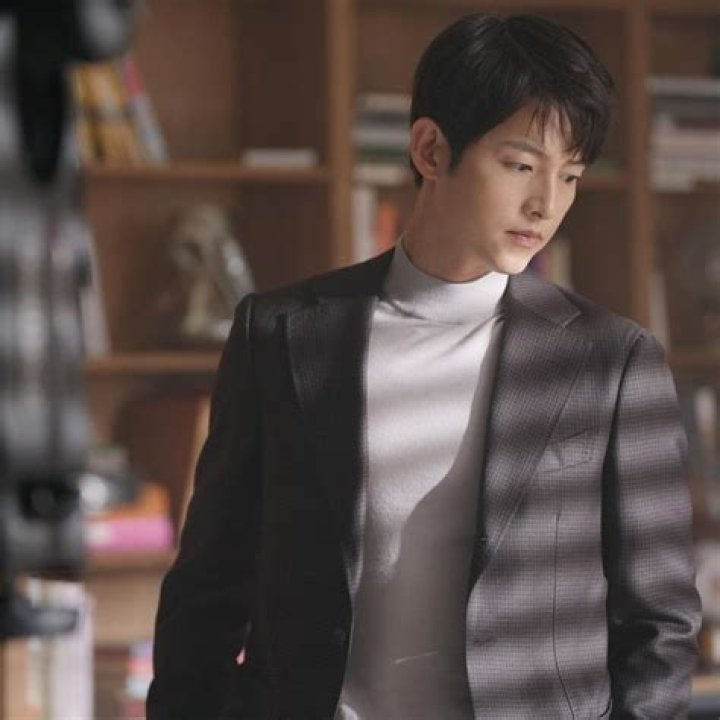 Song Joong-ki Net Worth, Age, Height, Bio, Birthday, Wiki!