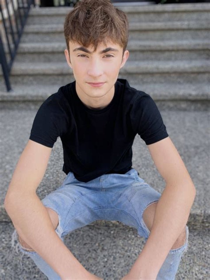 Spencer Drever - Net Worth, Age, Height, Birthday, Bio, Wiki!