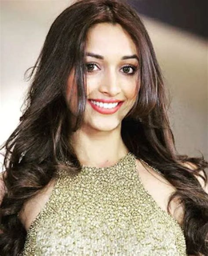Srinidhi Ramesh Shetty - Net Worth, Age, Height, Birthday, Bio, Wiki!