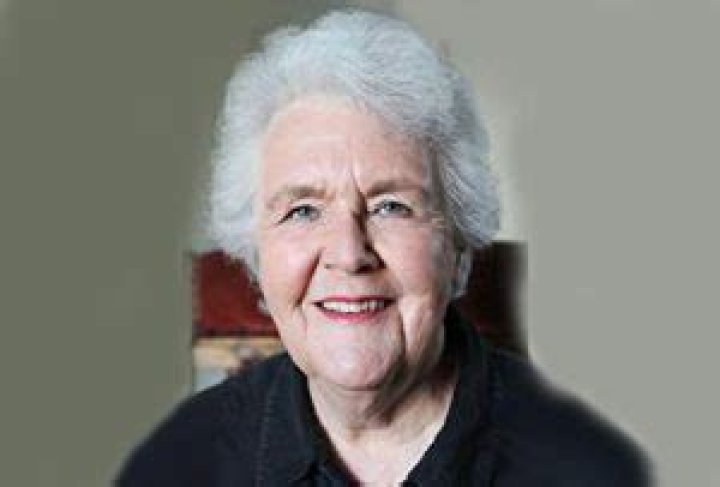 Stephanie Cole Net Worth 2024, Age, Height, Bio, Birthday, Wiki!